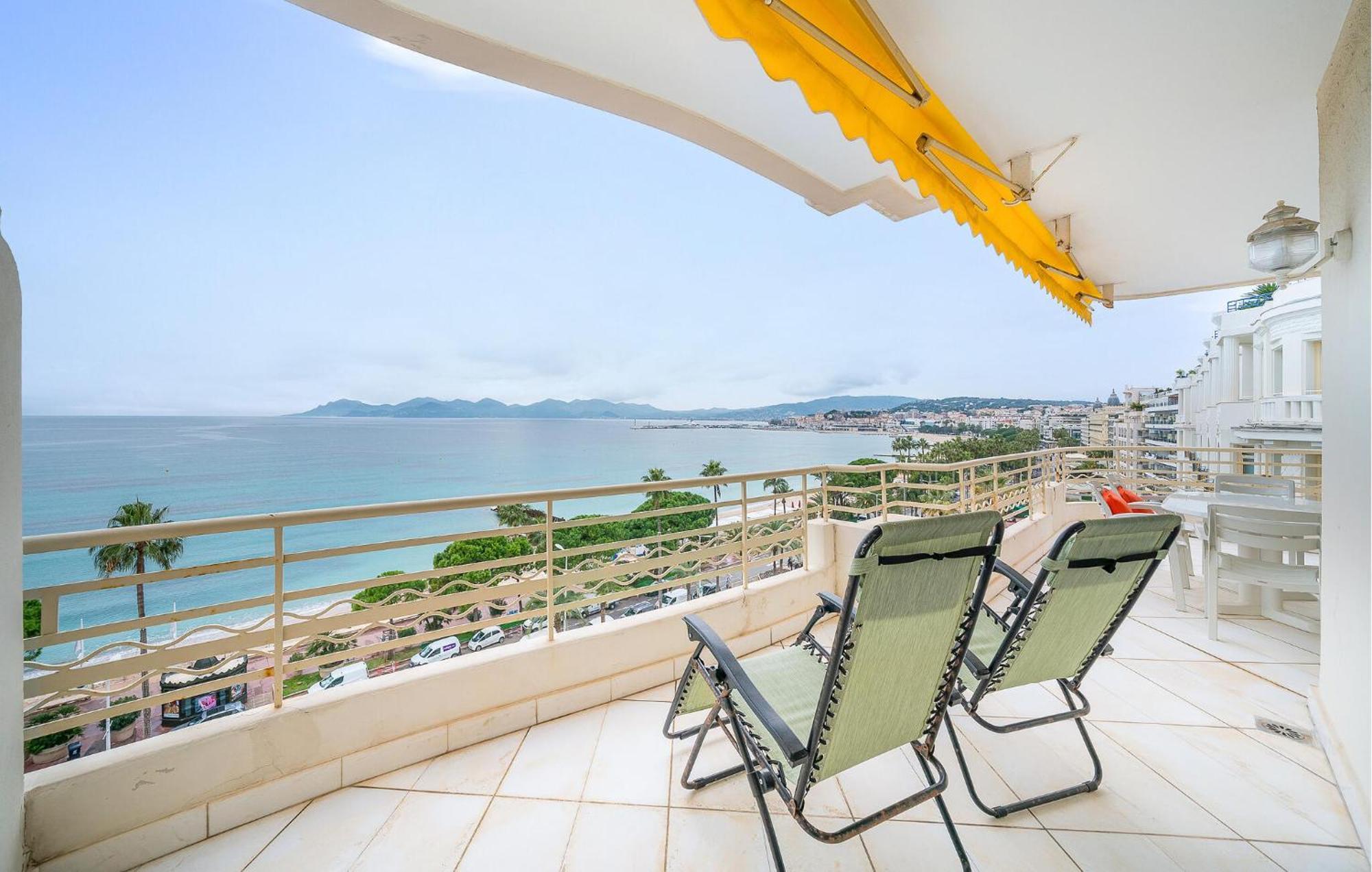 Hébergement de vacances Amazing In With House Sea View Cannes